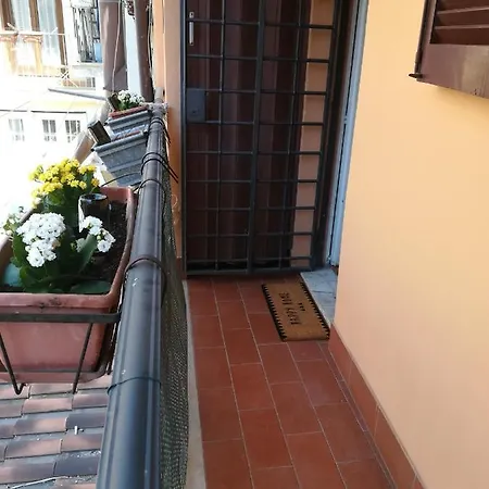 Apartment Teatro Pace Rome